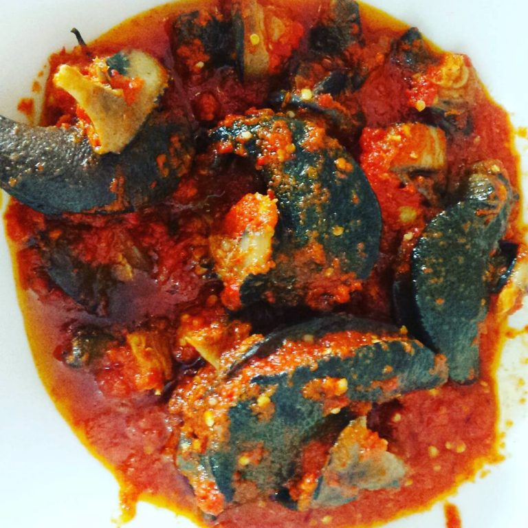 How to prepare peppered snails