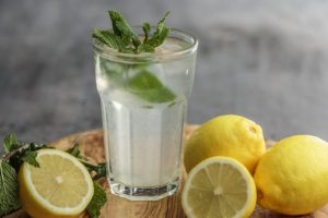 Lemon infused water with peppermint 